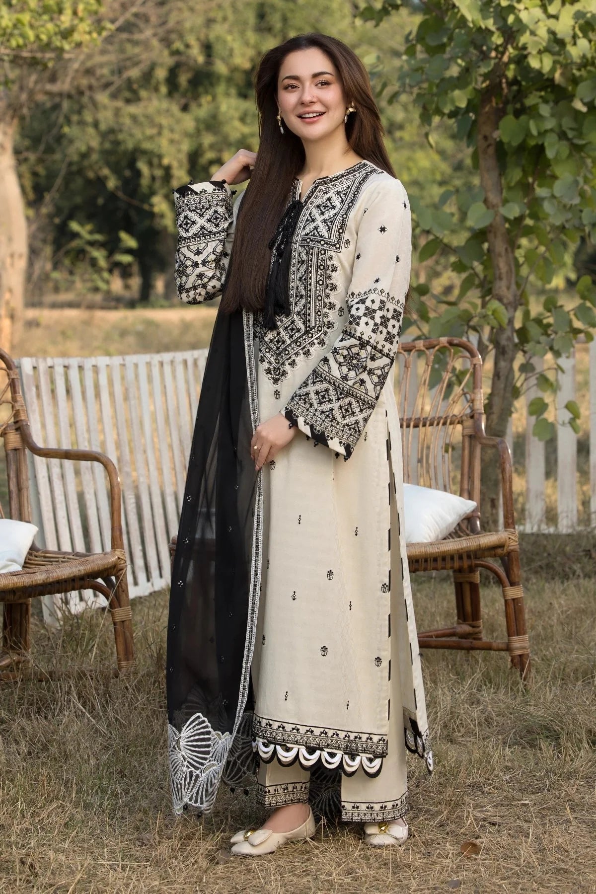 Zara Shah Jahan - 3PC Unstitched Dhanak Embroidered Shirt , Dupatta & Trouser