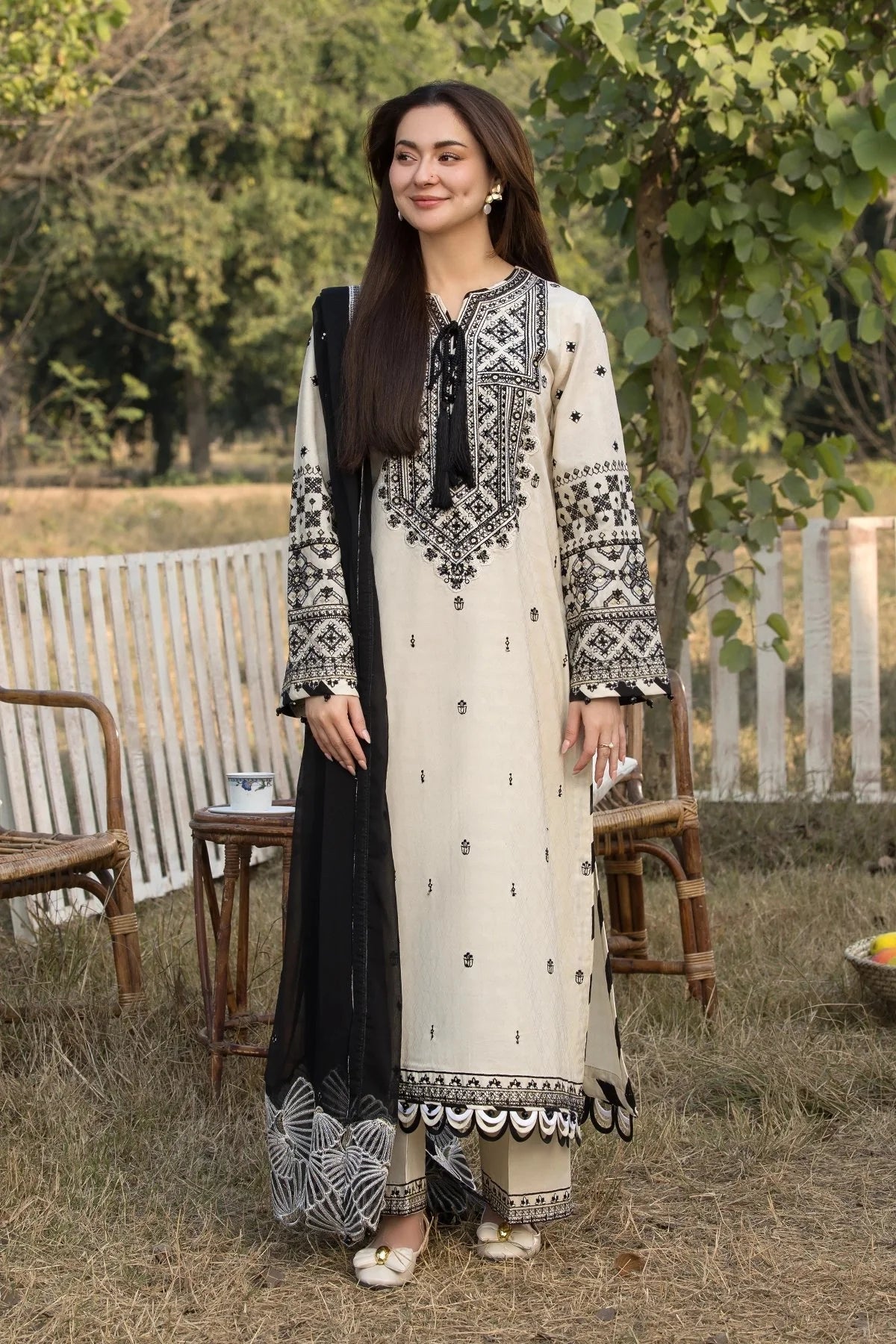Zara Shah Jahan - 3PC Unstitched Dhanak Embroidered Shirt , Dupatta & Trouser