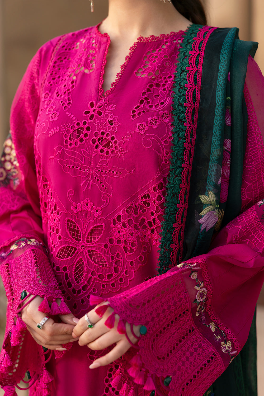 Saira Rizwan Dhanak Embroidered 3PC Un-Stitched With Printed Shawl